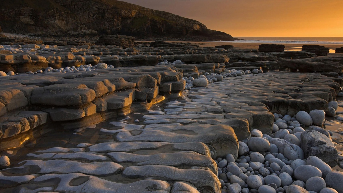 sunset_at-dunraven_bay_south_glamorgan_wales